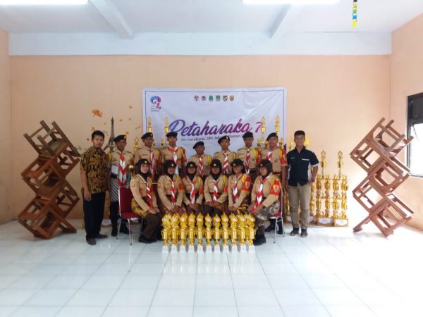 Dova Gamalael Sitepu Juara 3 Pemimpin Terfavorit 3 PETAHARAKA 7 Provinsi Jawa Barat, DKI Jakarta dan Banten