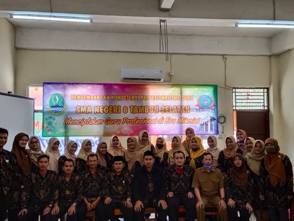 Pengembangan Kompetensi dan Profesionalisme Guru