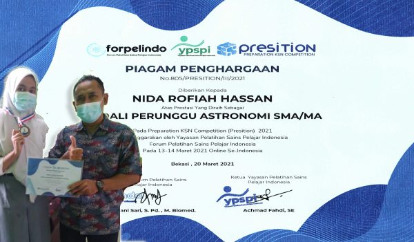 Penyerahan Medali Perunggu Pada Preparation KSN Competition (Presition) 2021 kepada Nida