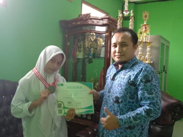 Pak BIMA dan OLIMPIADE PELAJAR ISLAM (OPI) 2022 BIDANG BAHASA TINGKAT PROVINSI DAN NASIONAL