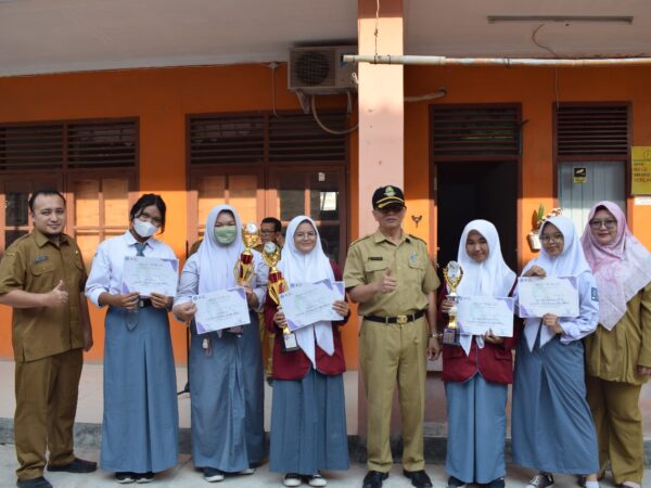 PMR SMAN 8 TAMBUN SELATAN BERHASIL MENJUARAI 3 KATEGORI LOMBA TANDU