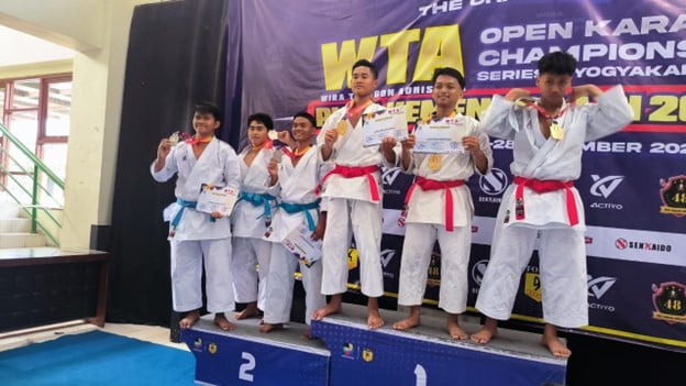 PRESTASI KARATE SMAN 8 TAMBUN SELATAN