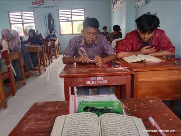 Tadarus Quran SMAN 8 Tamsel 4